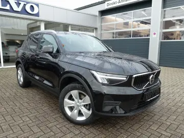VOLVO XC40 Core B3 Mild-Hybrid 360  BLIS Carplay