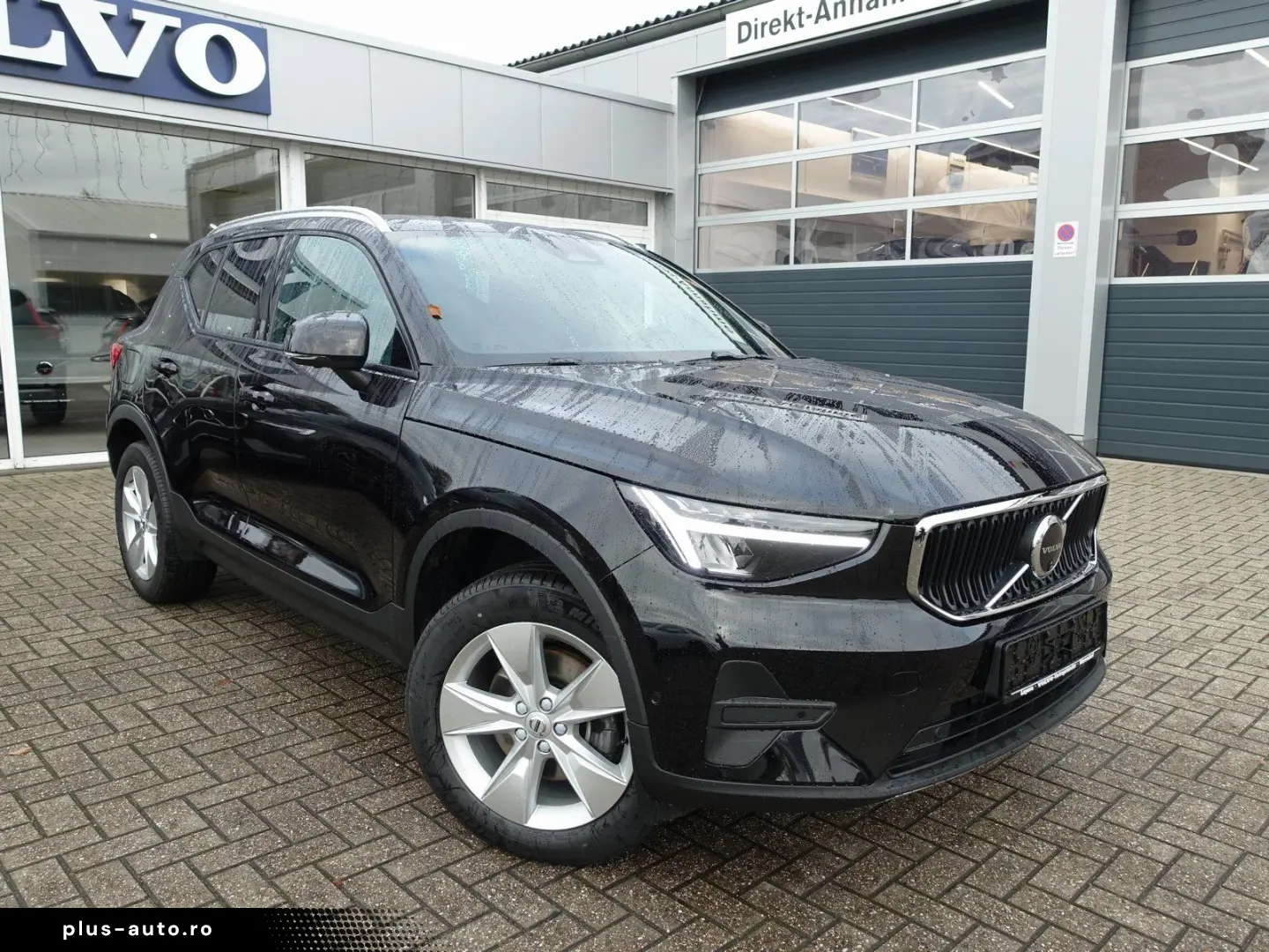 VOLVO XC40 Core B3 Mild-Hybrid 360  BLIS Carplay