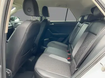 VW T-Roc 1.5 TSI DSG Goal Navi LED Standhzg App