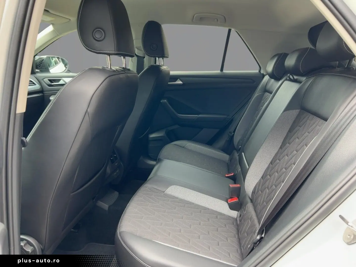 VW T-Roc 1.5 TSI DSG Goal Navi LED Standhzg App