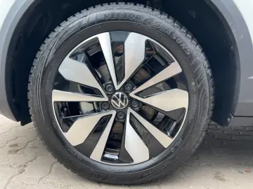 VW T-Roc 1.5 TSI DSG Goal Navi LED Standhzg App
