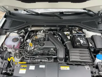 VW T-Roc 1.5 TSI DSG Goal Navi LED Standhzg App