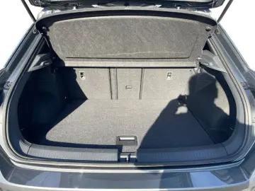 VW T-Roc R-Line 4Mo. TSI DSG 19  NAVI ACC KAMERA