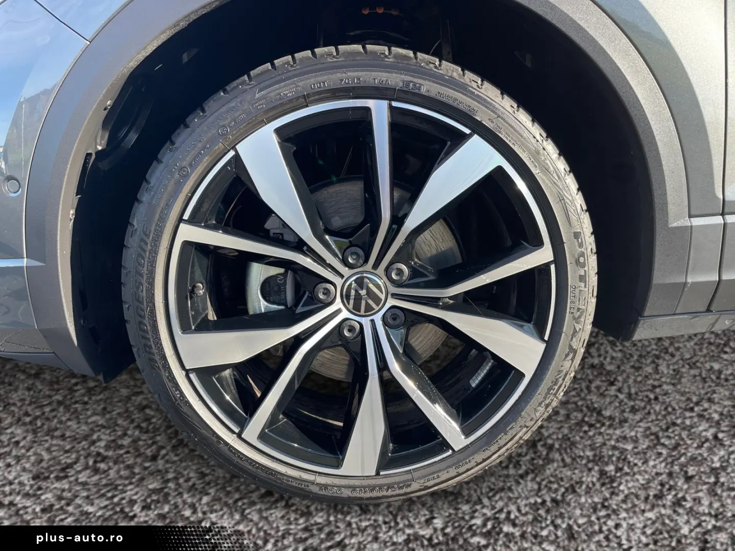 VW T-Roc R-Line 4Mo. TSI DSG 19  NAVI ACC KAMERA