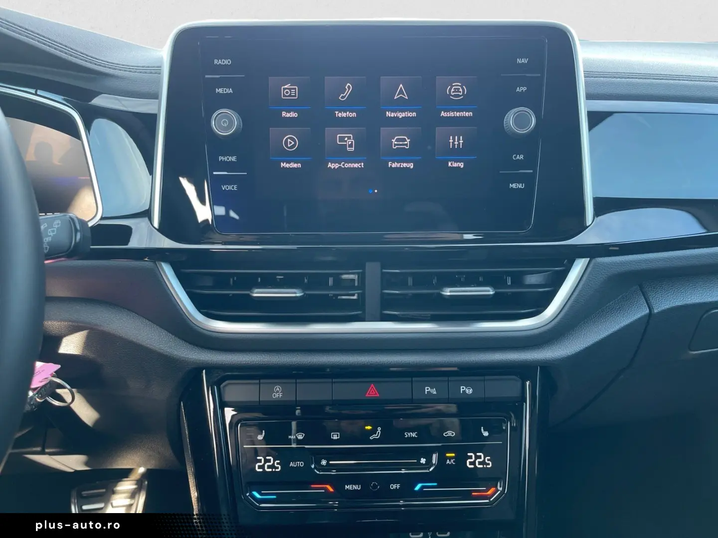 VW T-Roc R-Line 4Mo. TSI DSG 19  NAVI ACC KAMERA