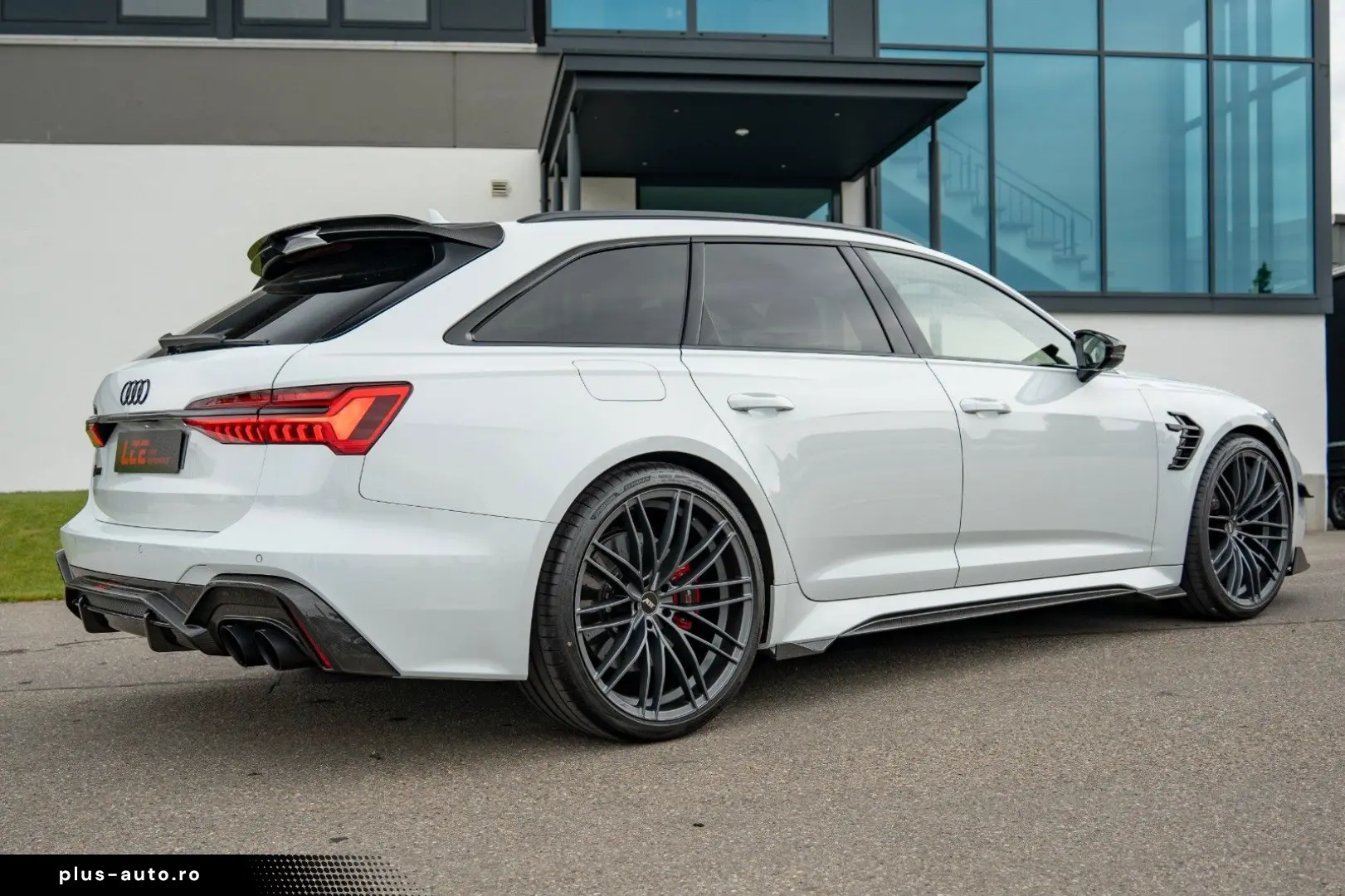 AUDI ABT RS6  Avant 4.0 TFSI quattro   1 of 25