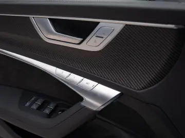 AUDI ABT RS6  Avant 4.0 TFSI quattro   1 of 25