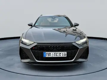 AUDI RS6  Avant 4.0 TFSI quattro  LASER HEADUP