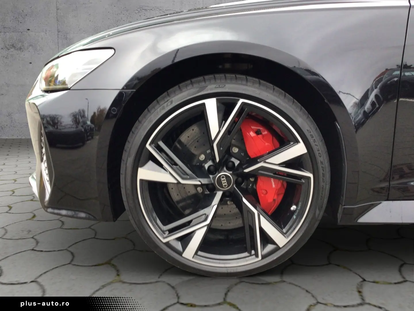 AUDI RS6 Avant 4.0TFSI quattro Tiptron Matrix Keramik