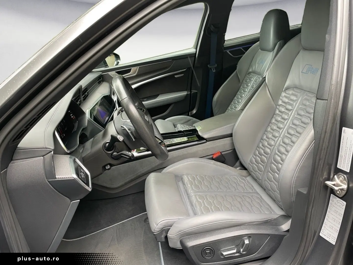 AUDI RS6 Avant 4.0 TFSI quattro Laser Pano B&O Sitzbe