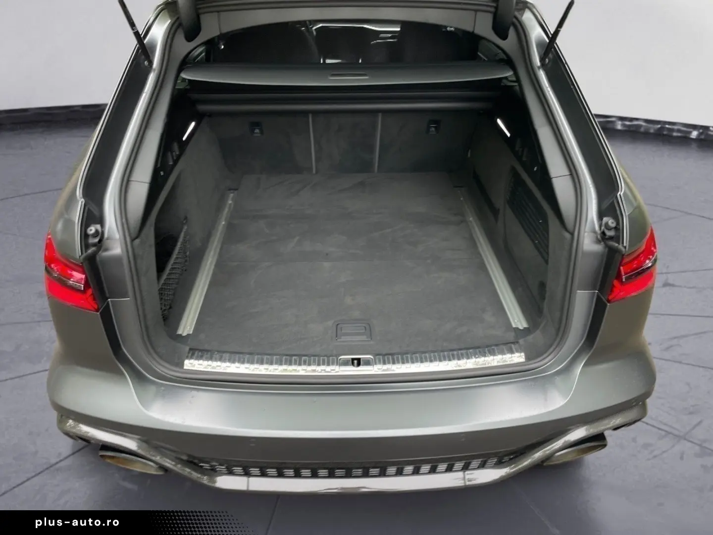 AUDI RS6 Avant 4.0 TFSI quattro Laser Pano B&O Sitzbe