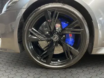 AUDI RS6 Avant 4.0 TFSI quattro LED-Laser Pano AHK B&