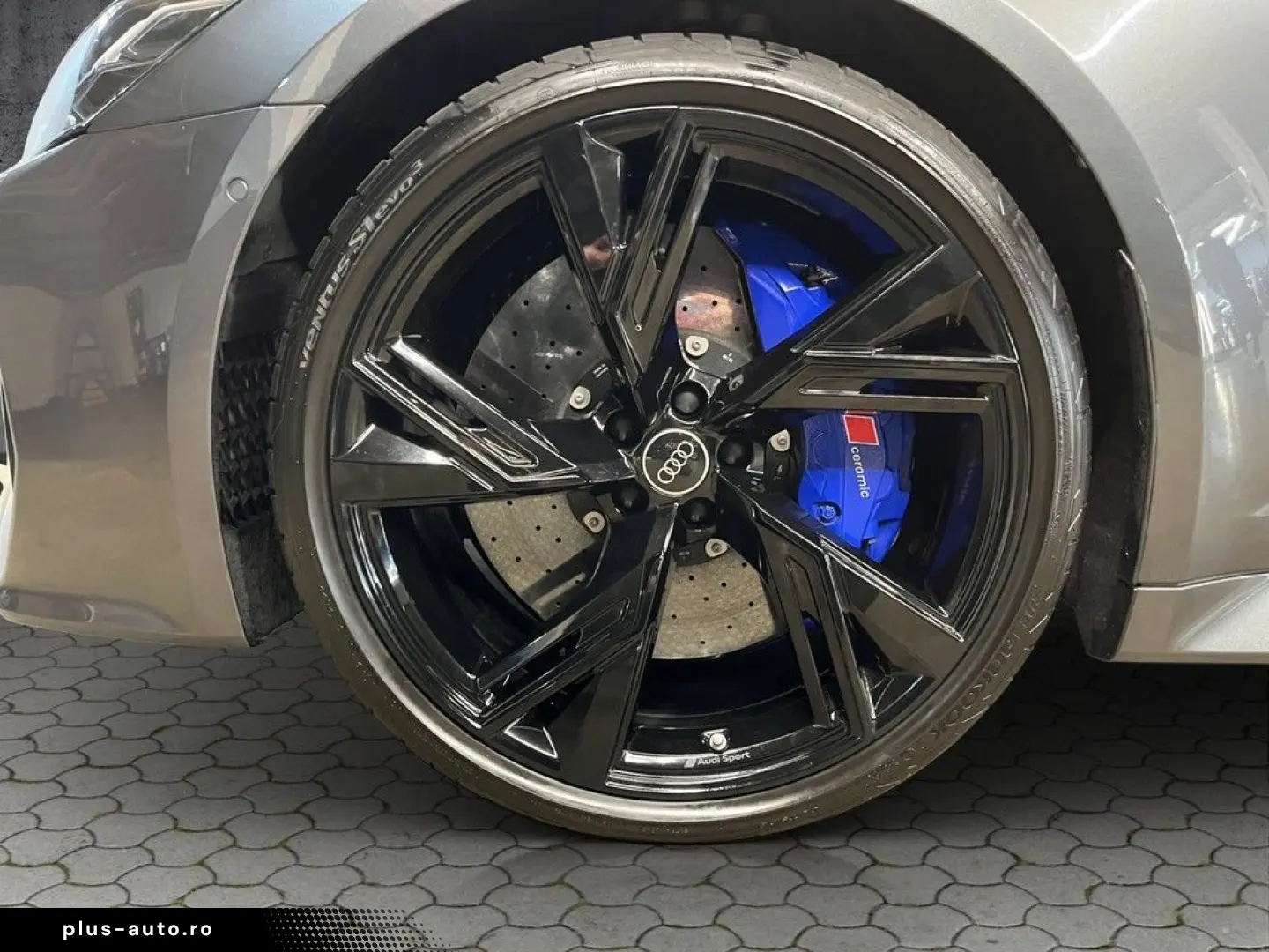 AUDI RS6 Avant 4.0 TFSI quattro LED-Laser Pano AHK B&