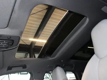 AUDI RS6 Avant 4.0 TFSI quattro B&O Pano VOLL