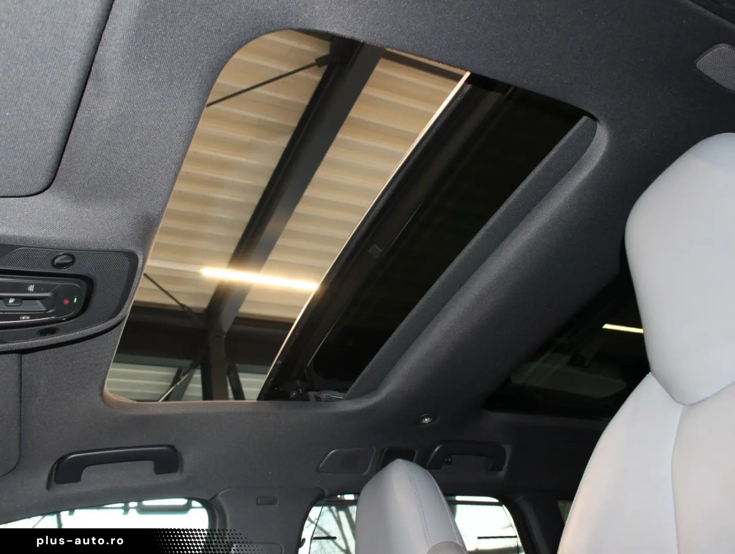 AUDI RS6 Avant 4.0 TFSI quattro B&O Pano VOLL