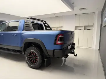 Dodge RAM 1500 TRX 6.2L SuperCharged