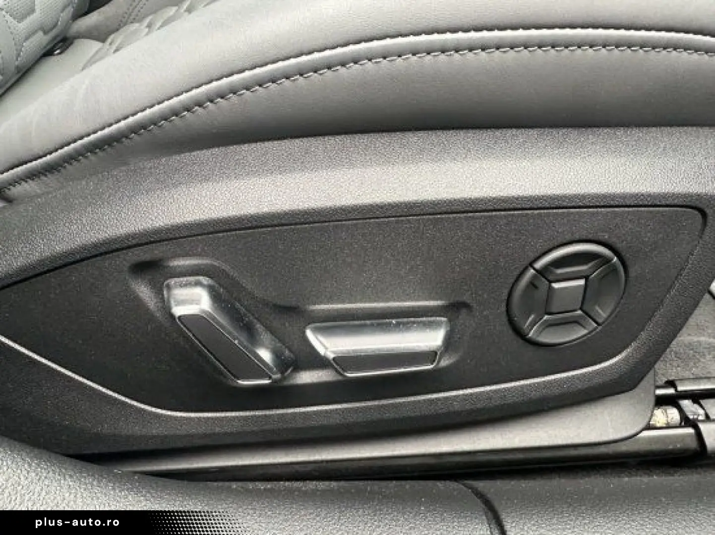 AUDI RS6 AVANT 4.0TSI QUATTRO HEAD-UP PANO STANDH. AH