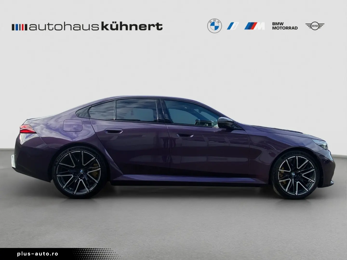 BMW M5 Limousine Individual Daytonaviolett    Driver