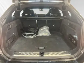 BMW M5 Touring  FrozenBlackMetallic  Pano B&W