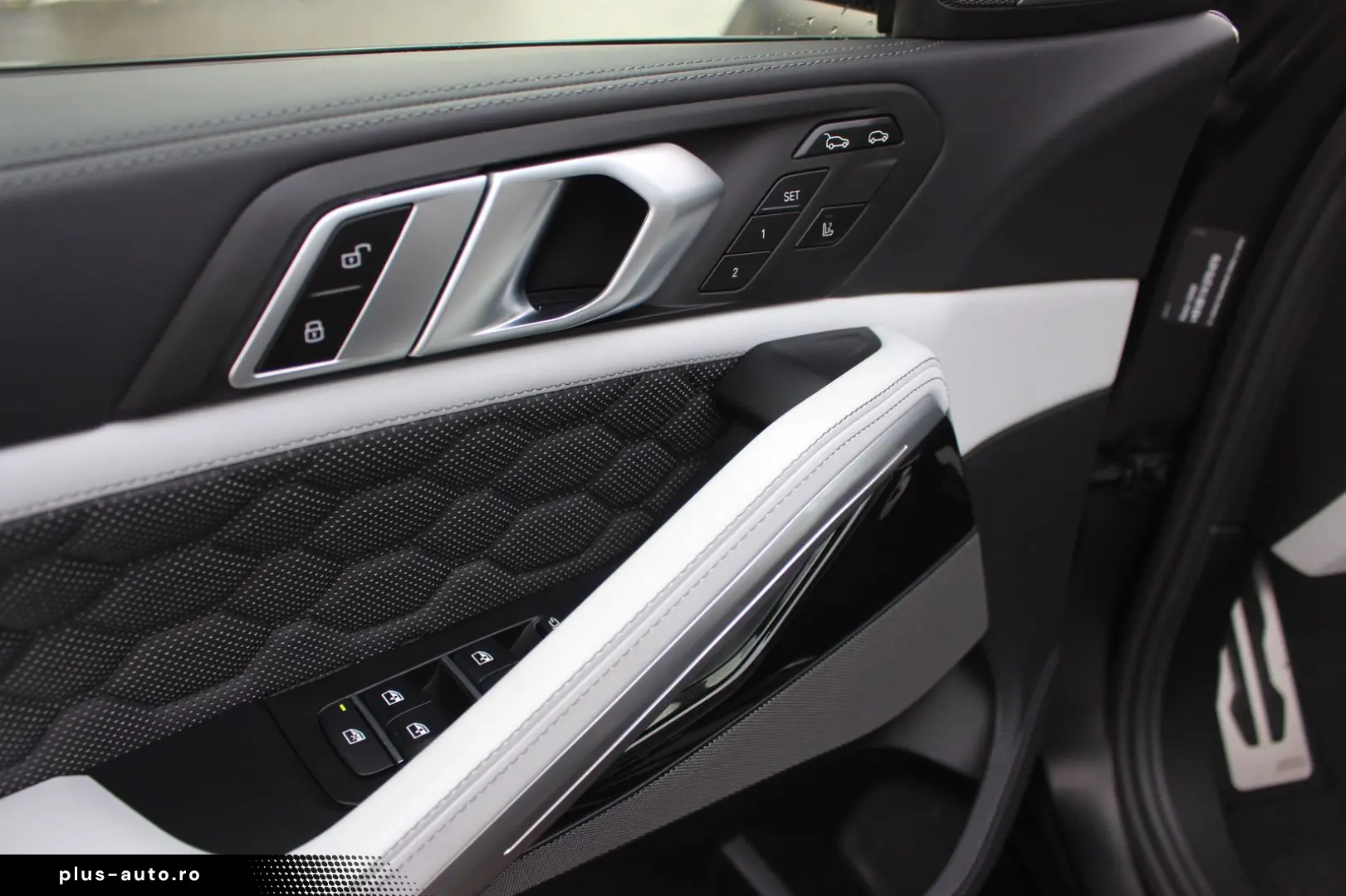 BMW X6 M FROZEN BLACK M DRIVER PACKAGE PANO