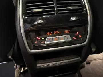 BMW X6 M Competition Sitzbelüftung HUD