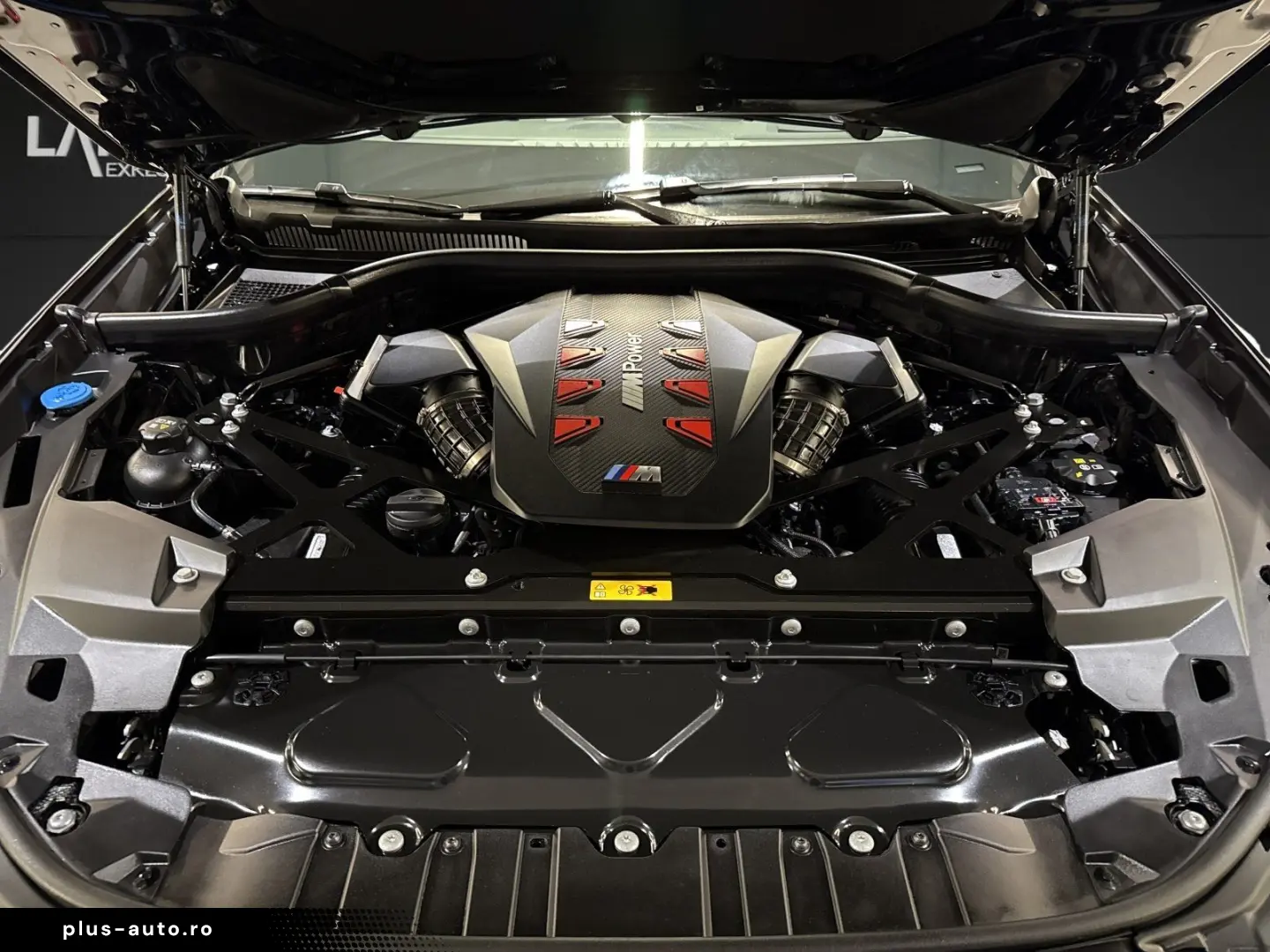 BMW X6 M Competition Sitzbelüftung HUD