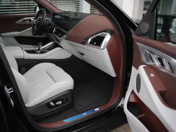 BMW XM  BLACK EDITION-ACC-AHK-23M-LEDER SILVERSTONE