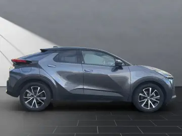 TOYOTA C-HR Plug-IN Team Deutschland Apple Carplay   Ka