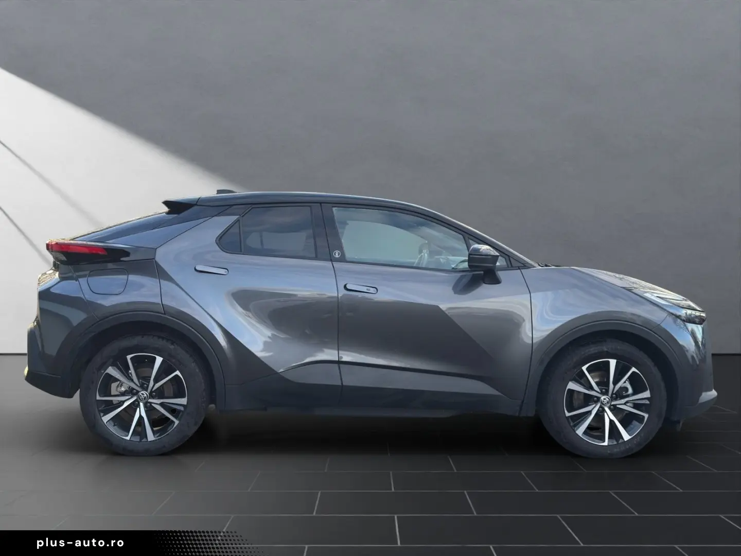 TOYOTA C-HR Plug-IN Team Deutschland Apple Carplay   Ka