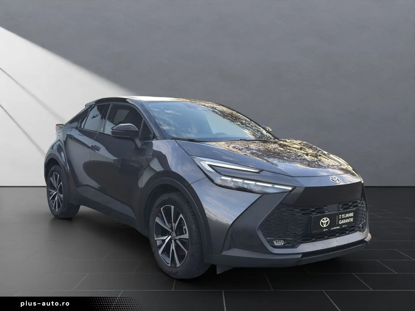 TOYOTA C-HR Plug-IN Team Deutschland Apple Carplay   Ka