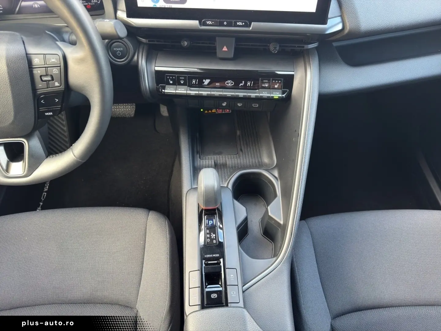 TOYOTA C-HR Plug-IN Team Deutschland Apple Carplay   Ka