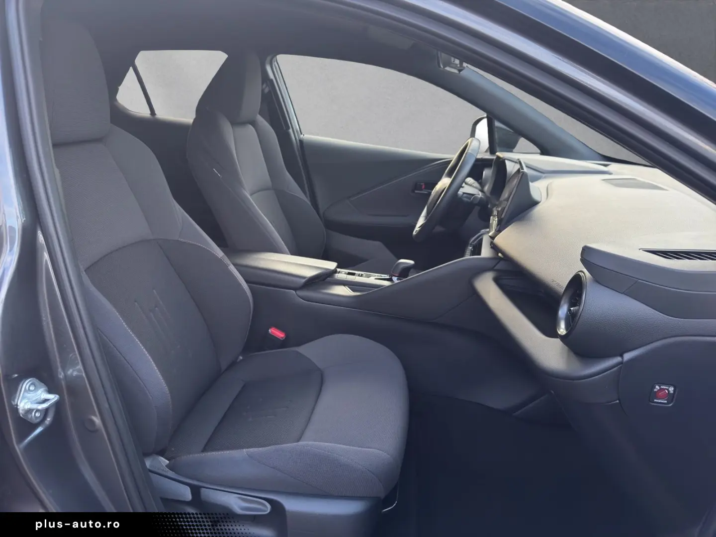 TOYOTA C-HR Plug-IN Team Deutschland Apple Carplay   Ka