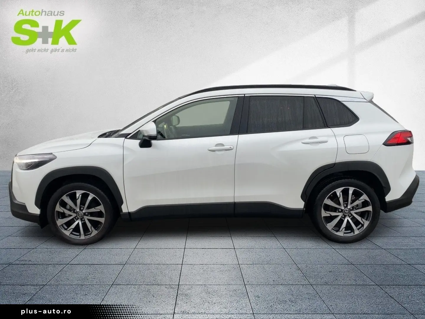 TOYOTA Corolla Cross 2.0 Hybrid Lounge JBL KAMERA SHZ L