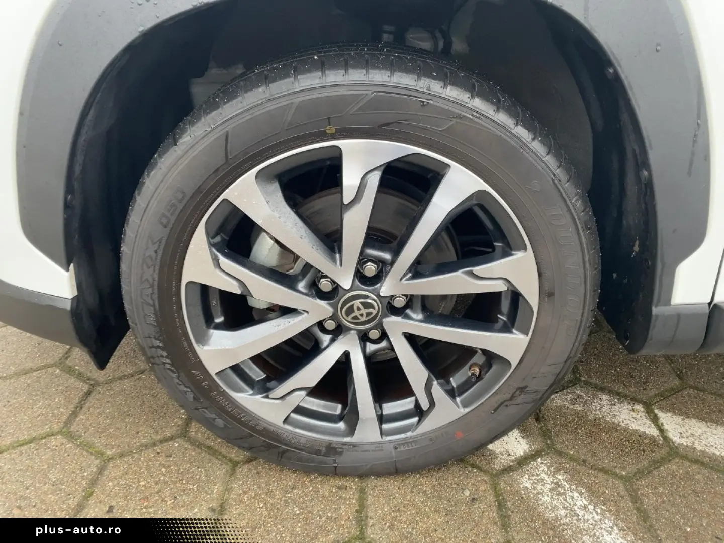 TOYOTA Corolla Cross 2.0 Hybrid Lounge JBL KAMERA SHZ L