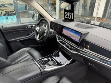 BMW X7 xDrive40d SkyLounge 360