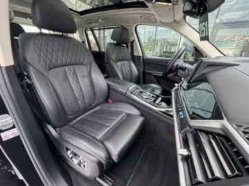 BMW X7 xDrive40d SkyLounge 360