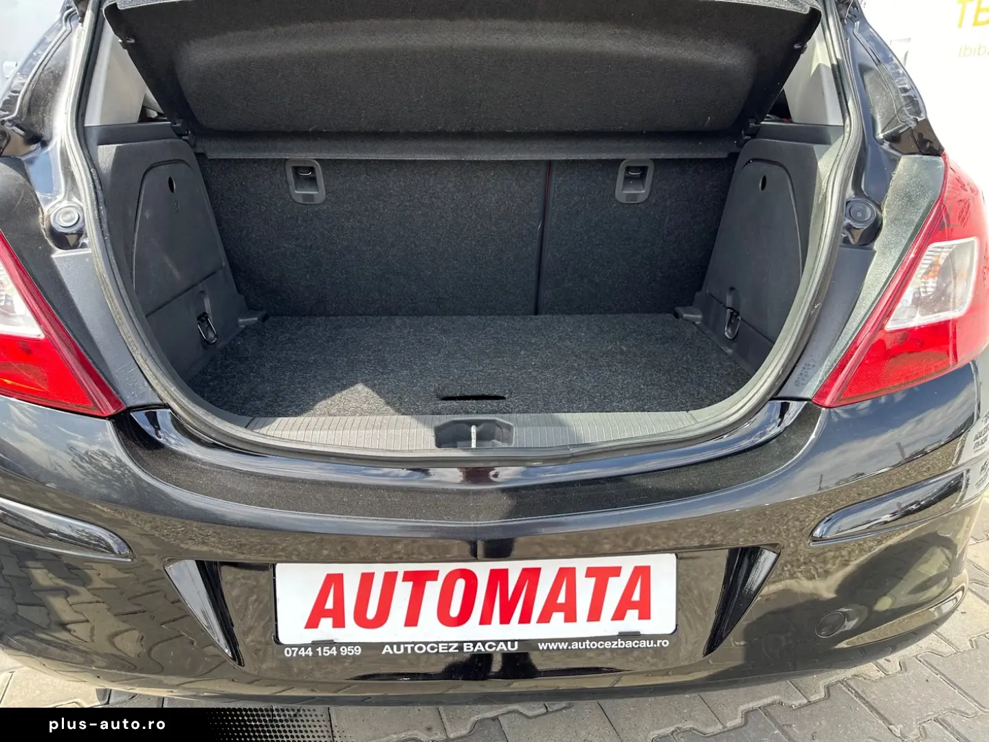 Opel Corsa 2008-AUTOMATA-Benzina 1.4-Km 141k