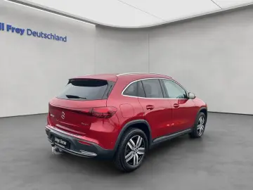 MERCEDES-BENZ EQA 300 4Matic Progressive Advanced Pano Smart