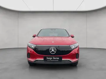 MERCEDES-BENZ EQA 300 4Matic Progressive Advanced Pano Smart