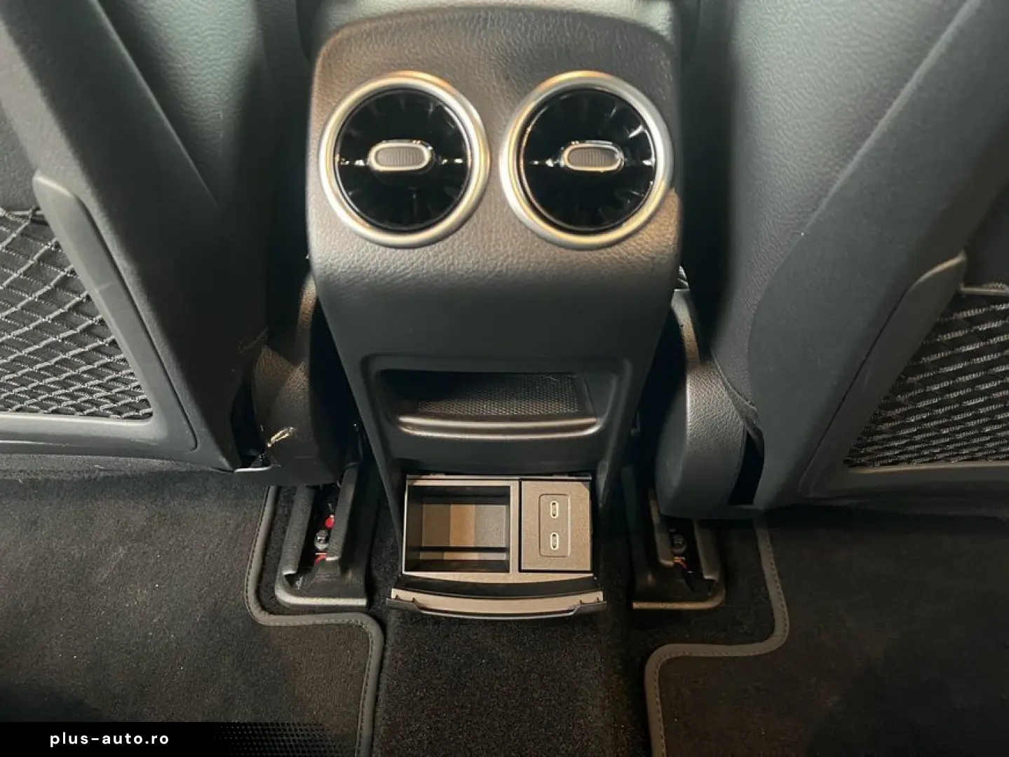 MERCEDES-BENZ EQA 300 4Matic Progressive Advanced Pano Smart