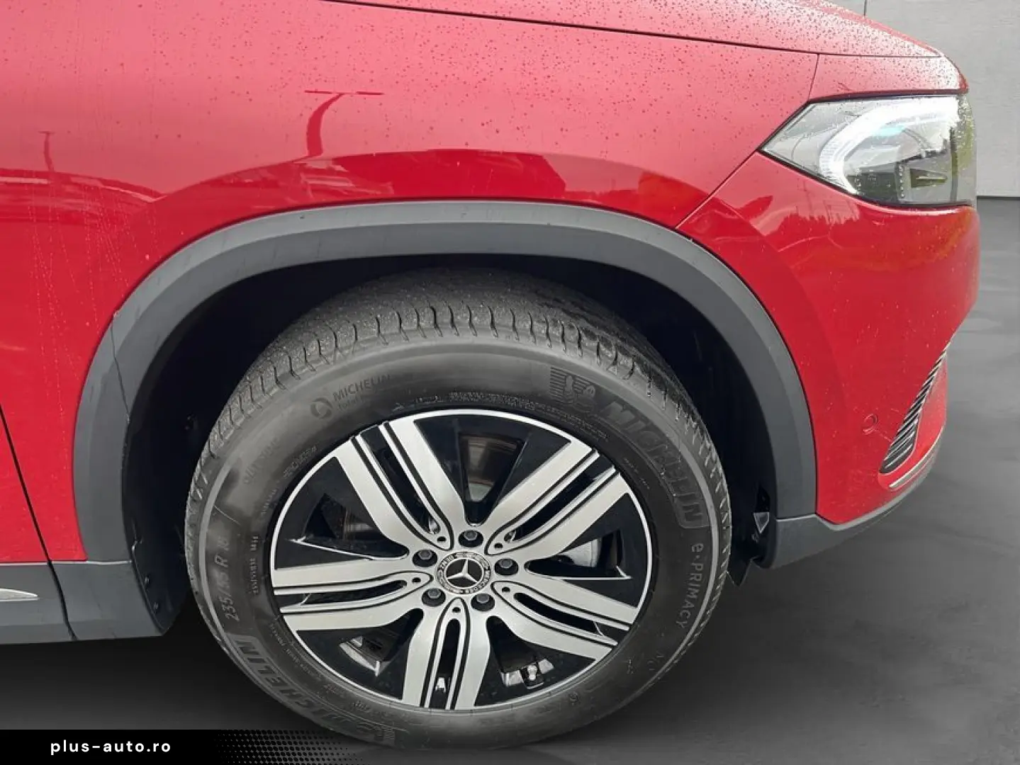 MERCEDES-BENZ EQA 300 4Matic Progressive Advanced Pano Smart