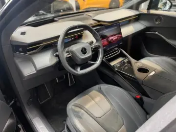 LOTUS Eletre S intelligentes Glasdach sofort Navi