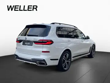 BMW X7 xDr40i MSPORT SkyLounge Massage Ventilation SoftClose