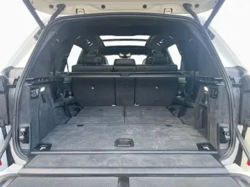 BMW X7 xDr40i MSPORT SkyLounge Massage Ventilation SoftClose