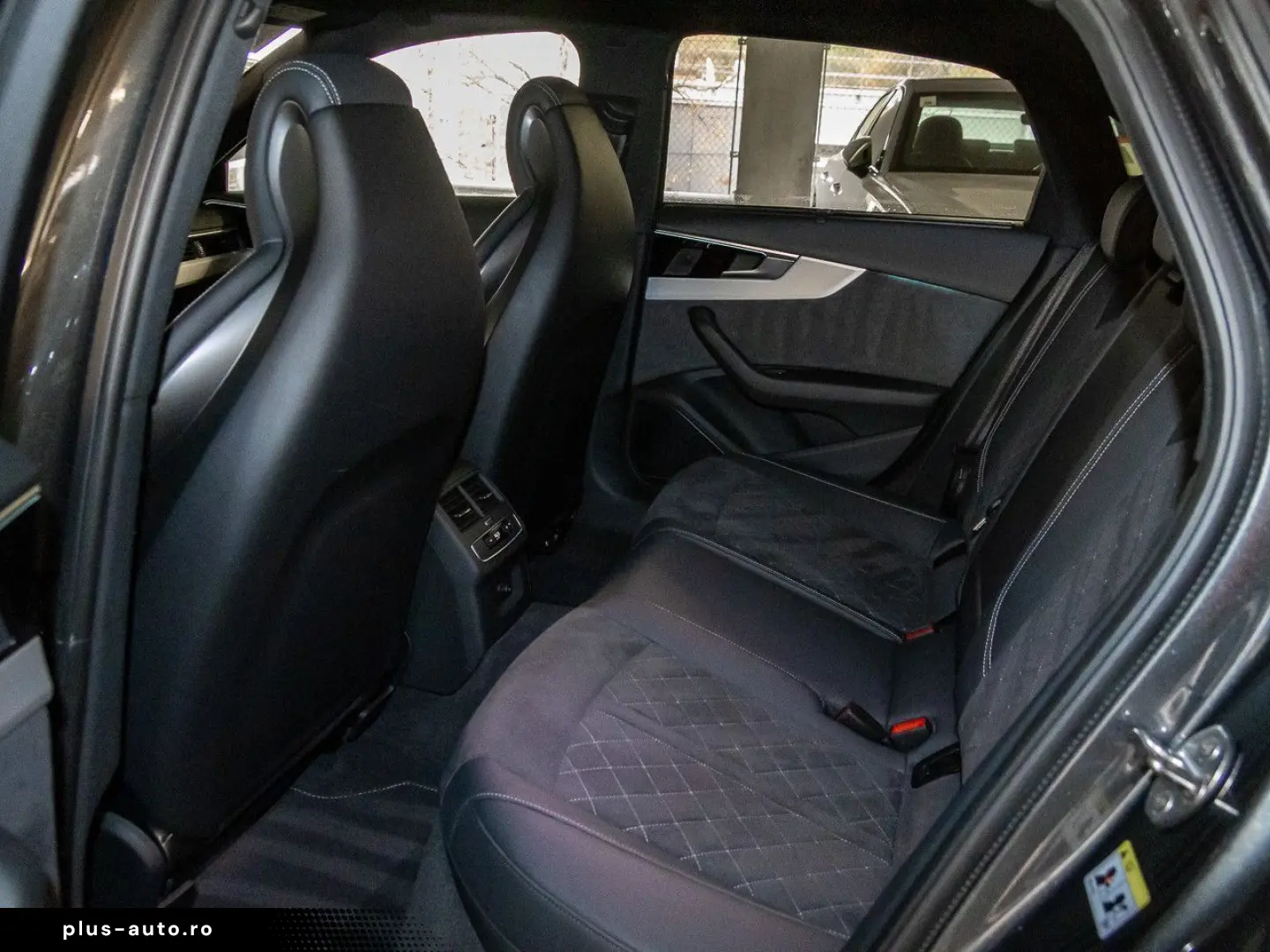 AUDI A4 Lim 40 TFSI quattro S line Matrix virtCo B&O