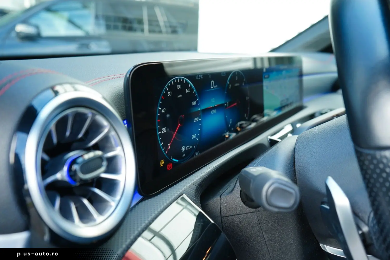 MERCEDES-BENZ CLA 220d 4M AMG 9G LED PANO MMRY BURM 19