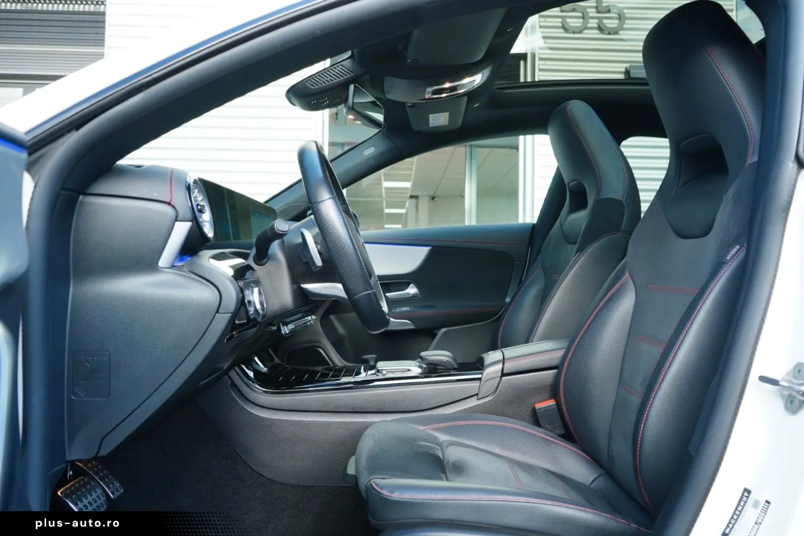 MERCEDES-BENZ CLA 220d 4M AMG 9G LED PANO MMRY BURM 19