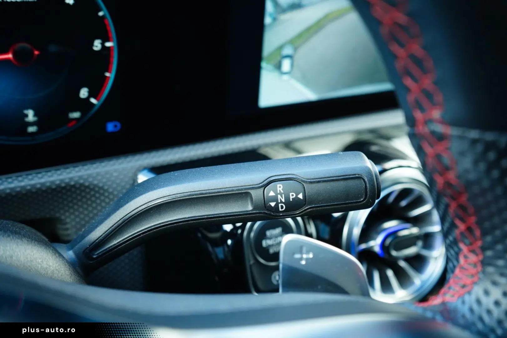 MERCEDES-BENZ CLA 220d 4M AMG 9G LED PANO MMRY BURM 19