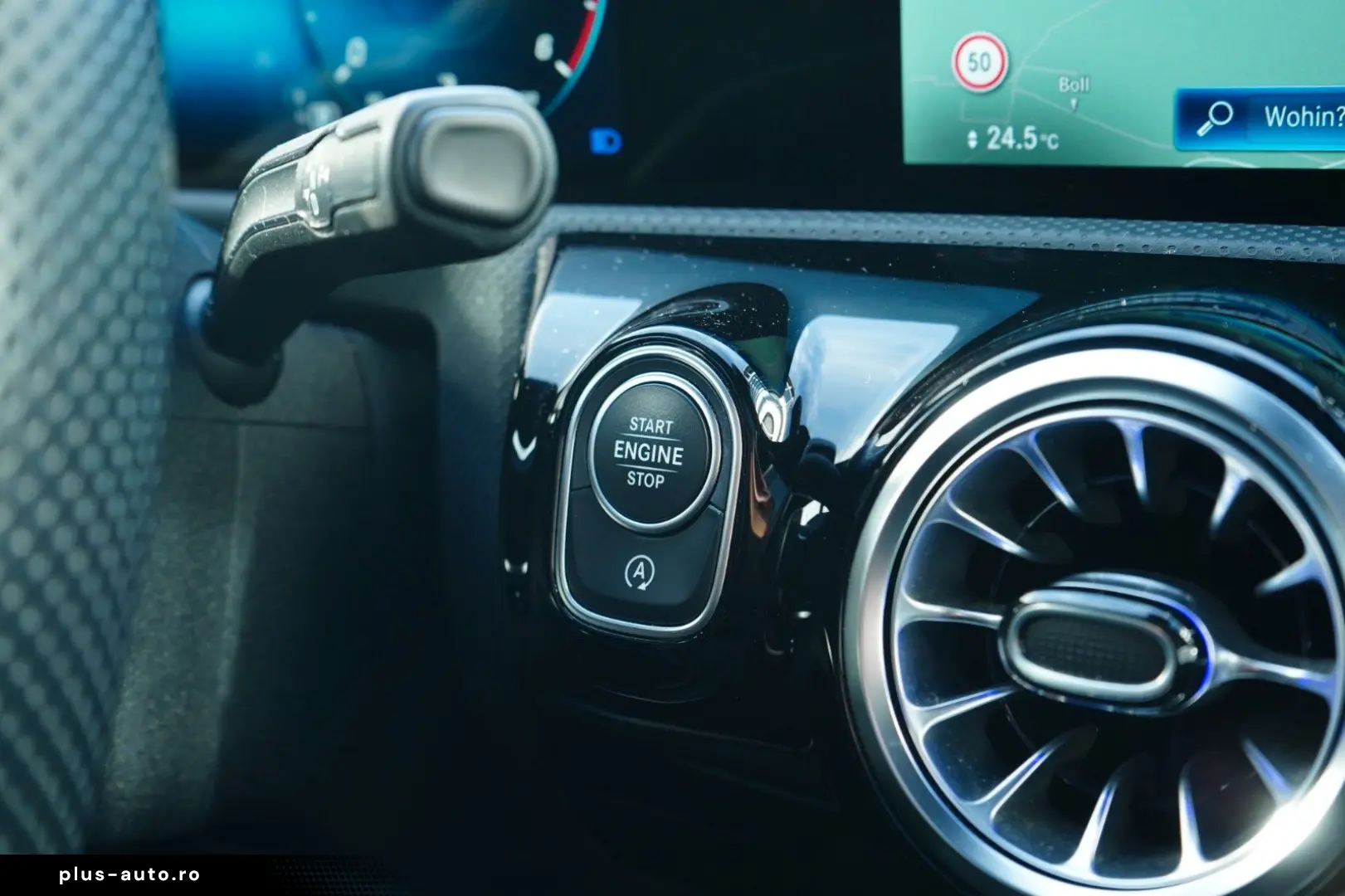 MERCEDES-BENZ CLA 220d 4M AMG 9G LED PANO MMRY BURM 19