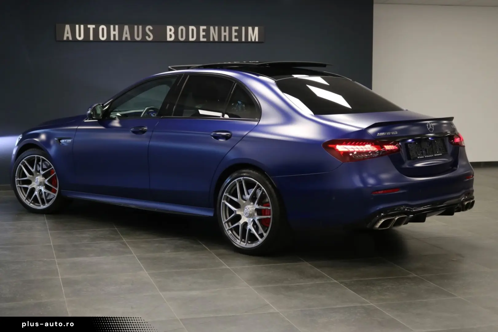 MERCEDES-BENZ E63 S AMG 4Matic  HEADUP PANO 360  BURMESTER